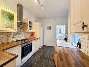 Photo 8- click for photo gallery